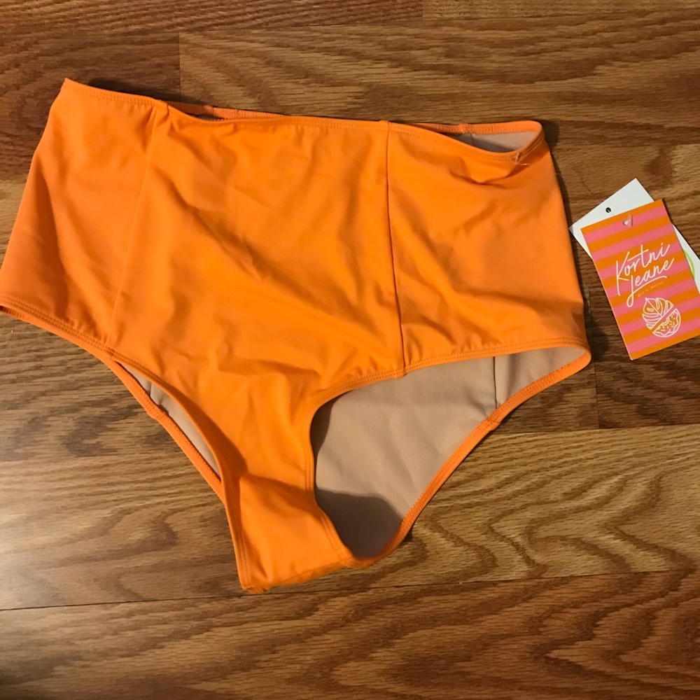 Kortni jeane L bathing suit bottoms, BNWT